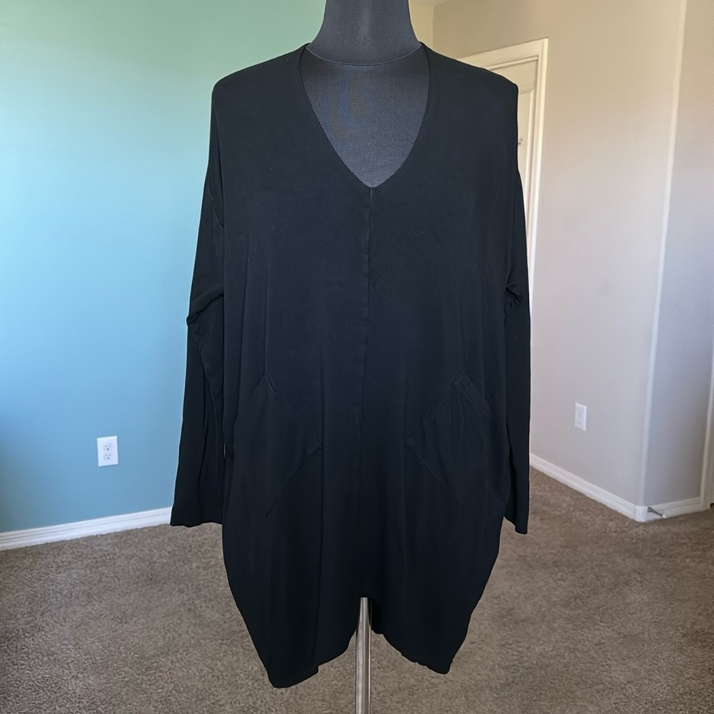 Bryn Walker top
